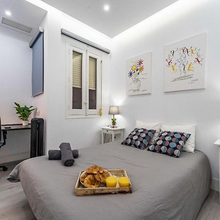 Modern Boutique Stay In The Heart Of Madrid Exterior foto